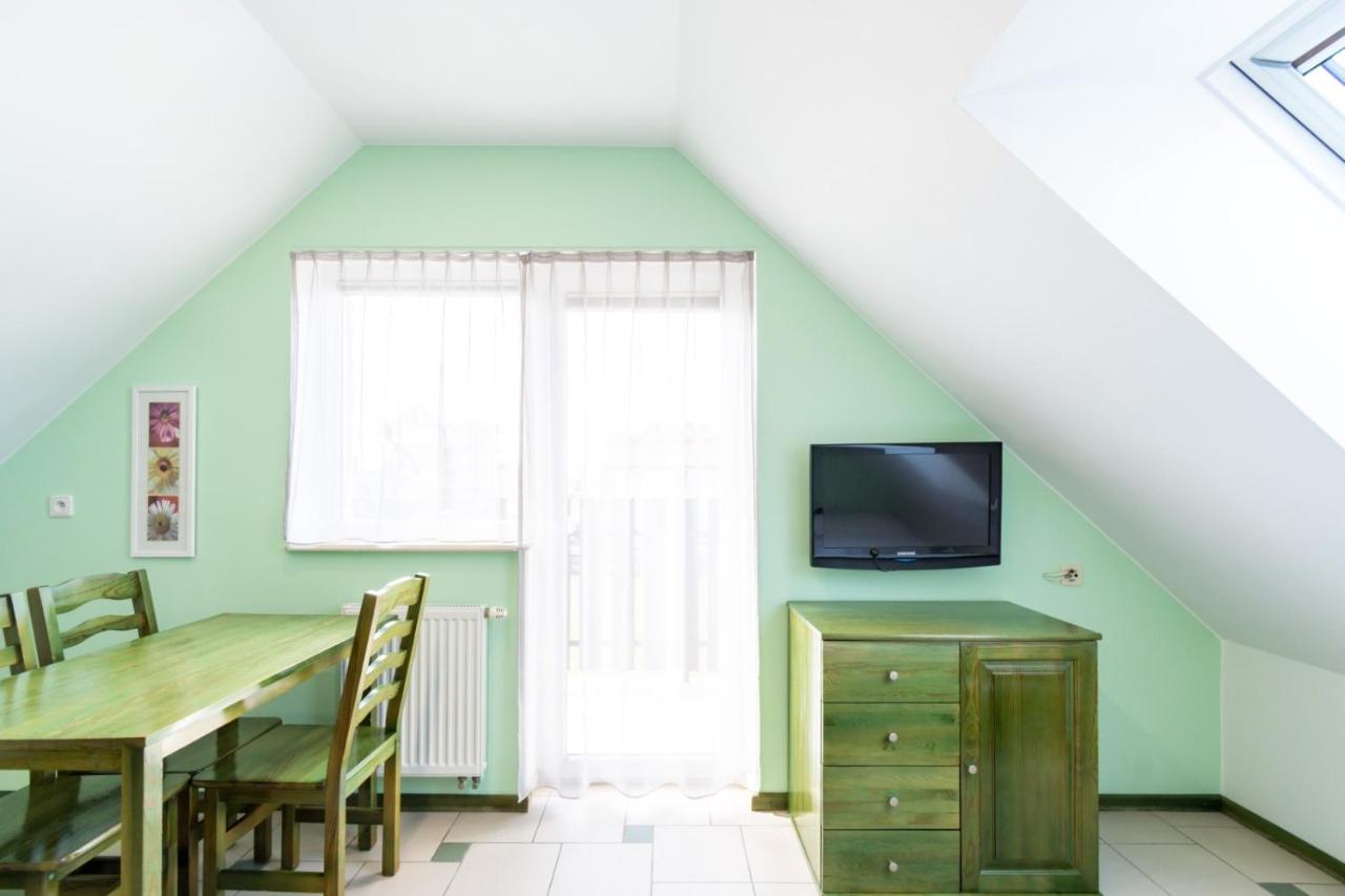 Villa & Domek Maja Sarbinowo Buitenkant foto