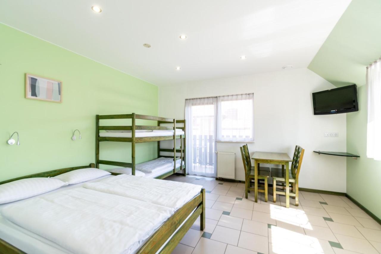 Villa & Domek Maja Sarbinowo Buitenkant foto