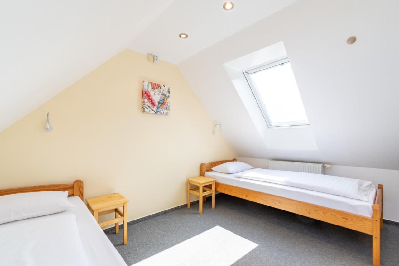 Villa & Domek Maja Sarbinowo Buitenkant foto